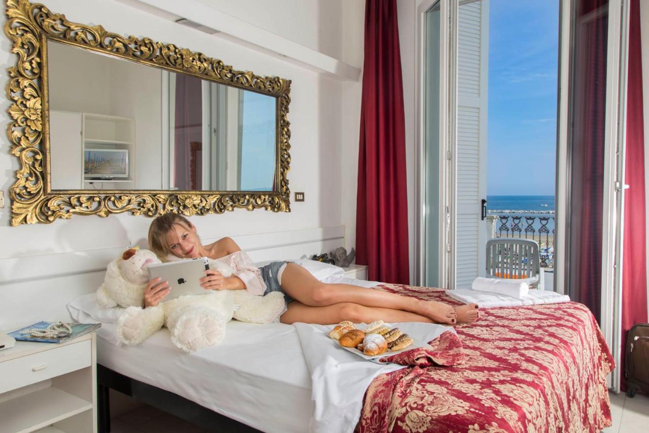 Hotel Lido Rimini Eksteriør bilde